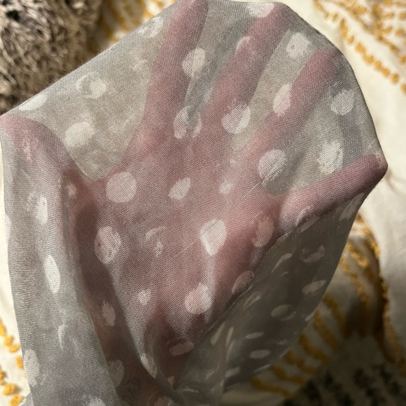 NWOT Target Semi-Sheer Grey Polka Dot Infinity Circle Scarf - Picture 3 of 5